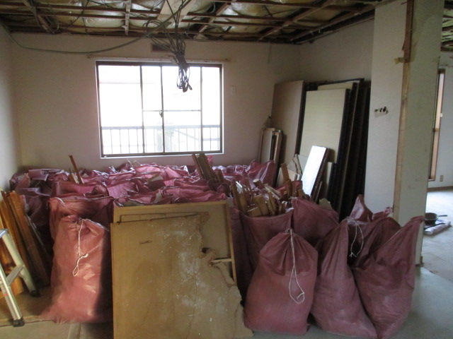 無垢材リフォーム施工中